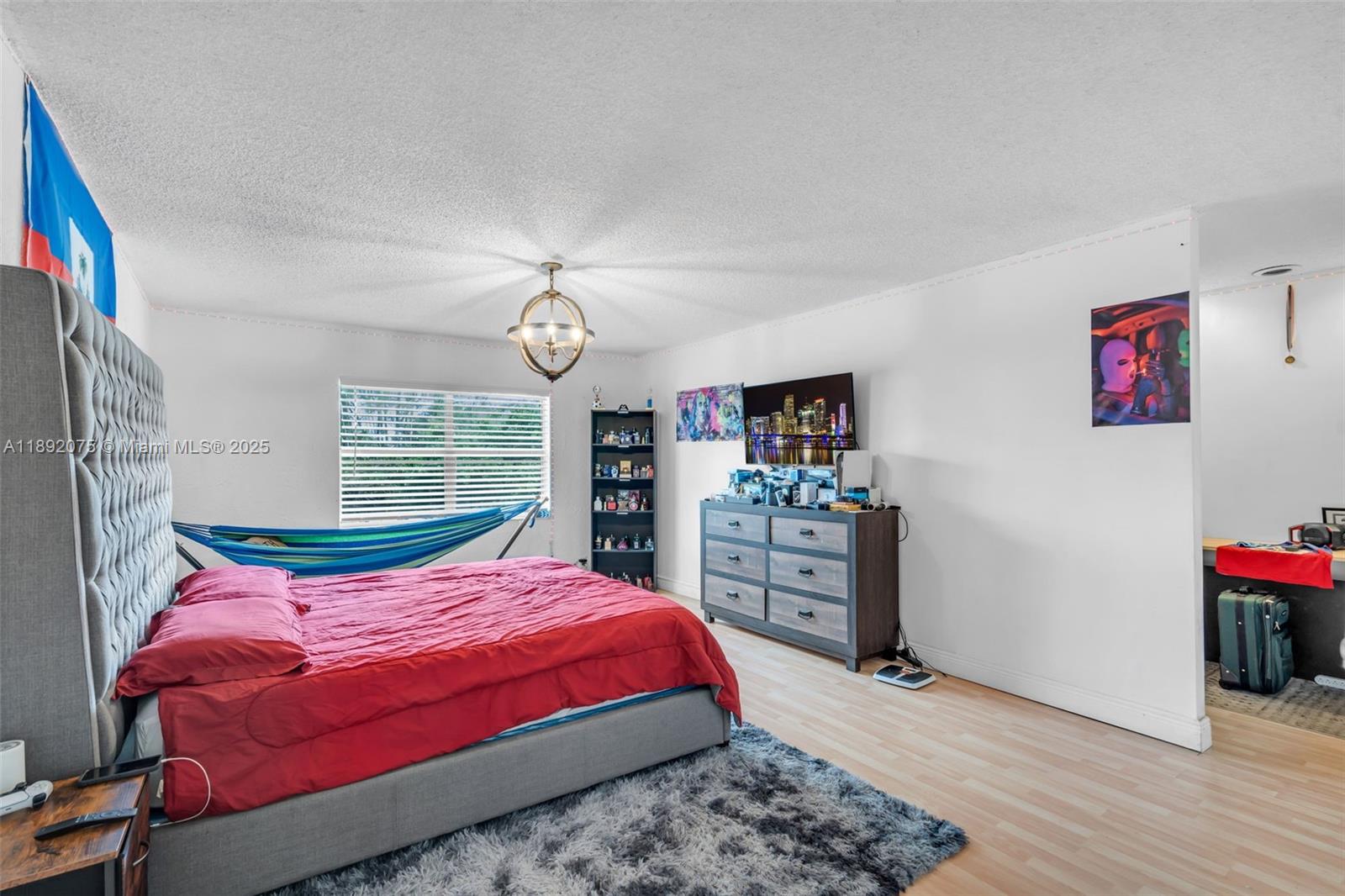 INVERRARY COUNTRY CLUB - Residential Lease