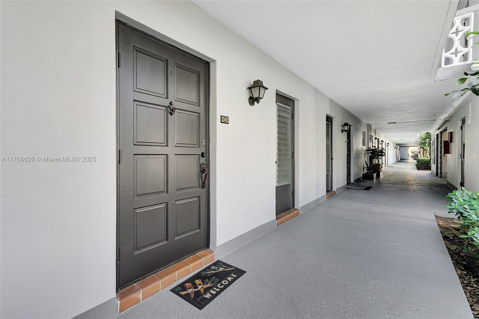 1101 Hillcrest Ct 109