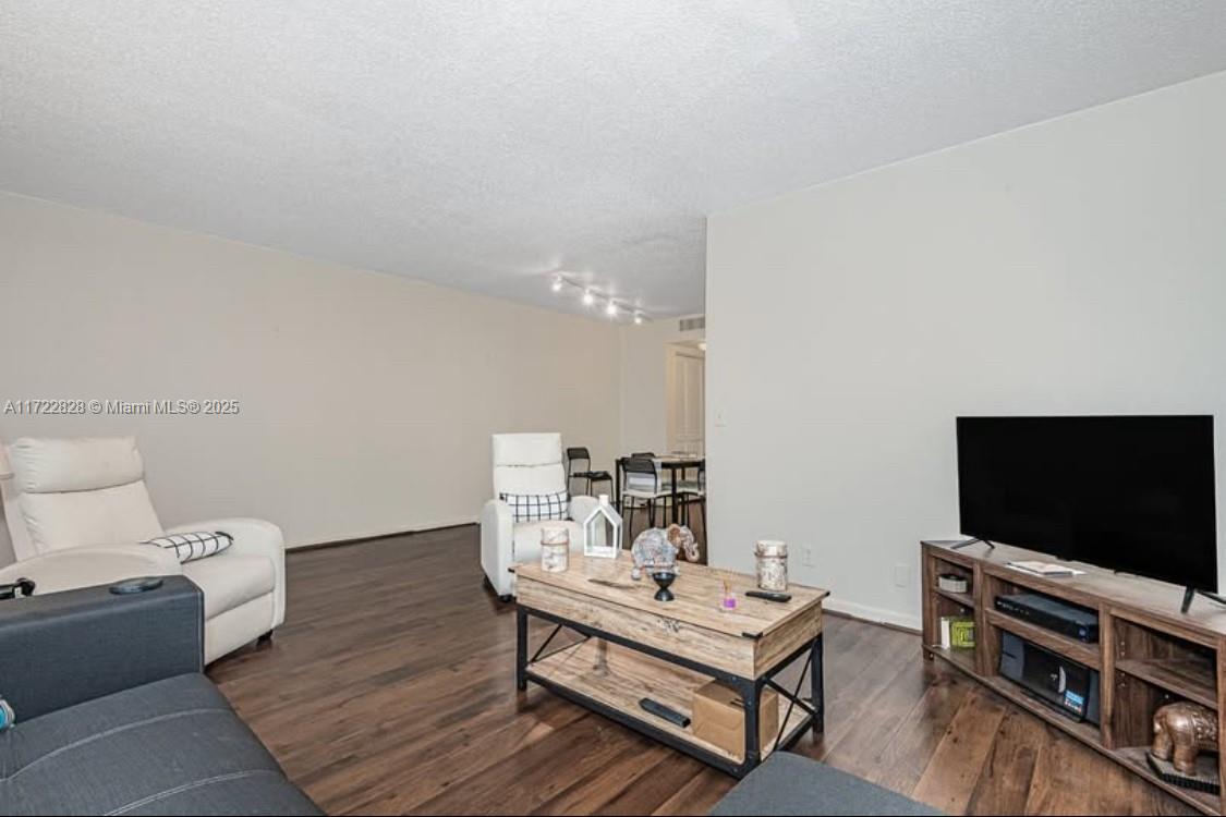 REXFORD AT CENTURY VILLAG - Residential Lease