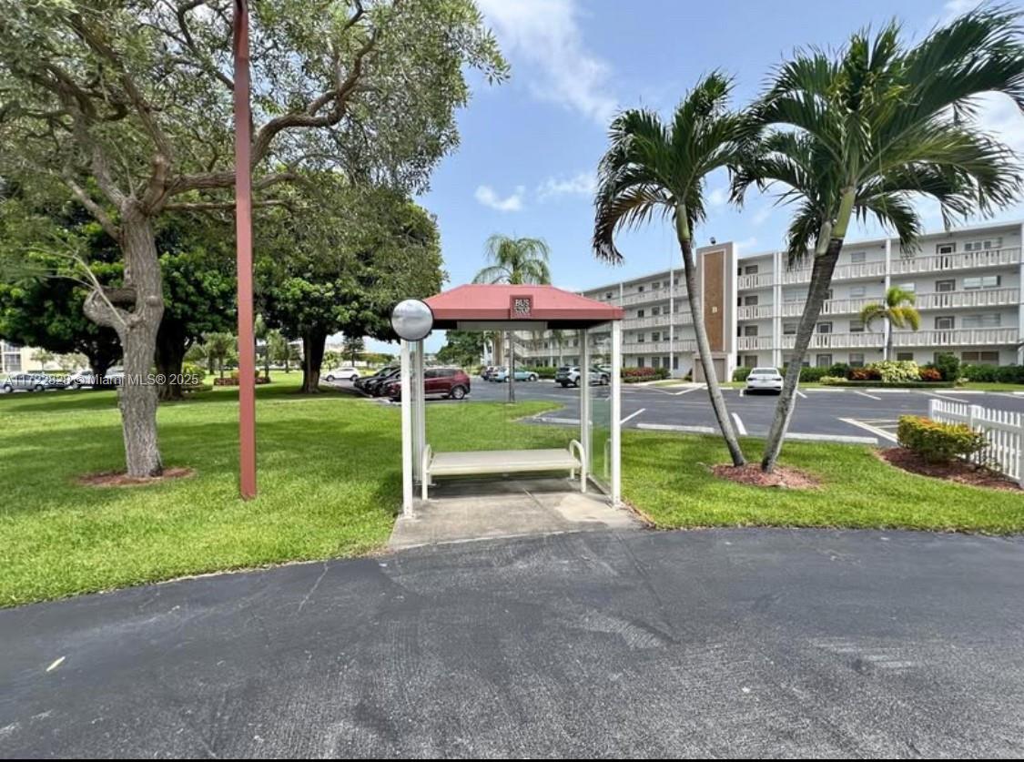 This beautiful and charming yearly rental on the third floor of the 55+ community in Boca Raton. This community is conveniently located near shopping, and major roads. Century Village offers an array of amenities, incluiding a gated entrance for added security, a community pool, and many more coveniences tailored to an active adult lifestyle. All vinyl floors the entire unit, screened porch, elevators acces, water, cable and internet provide by Association.