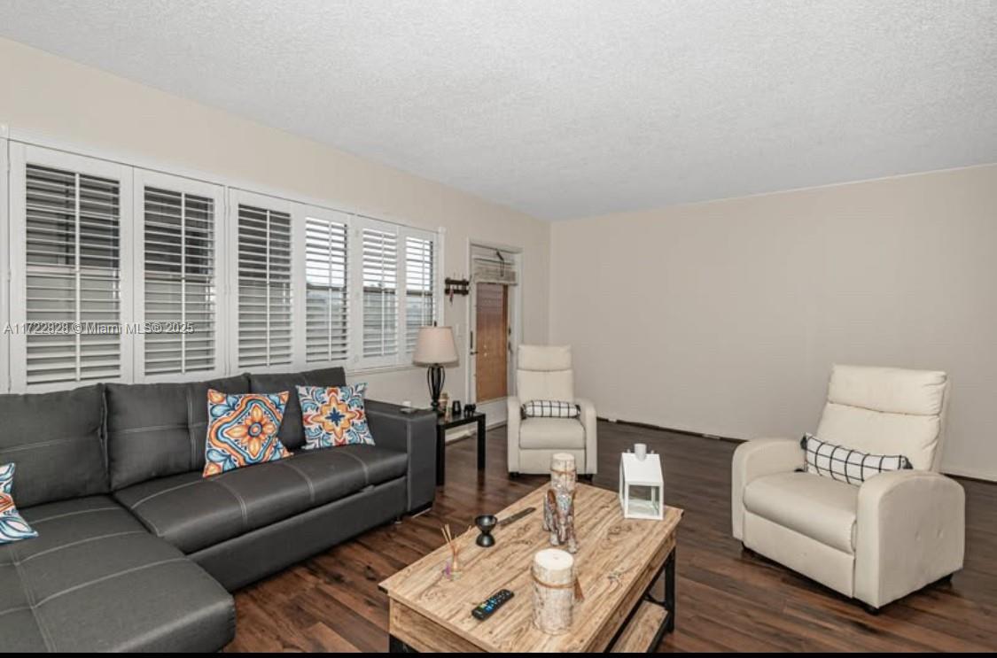 REXFORD AT CENTURY VILLAG - Residential Lease