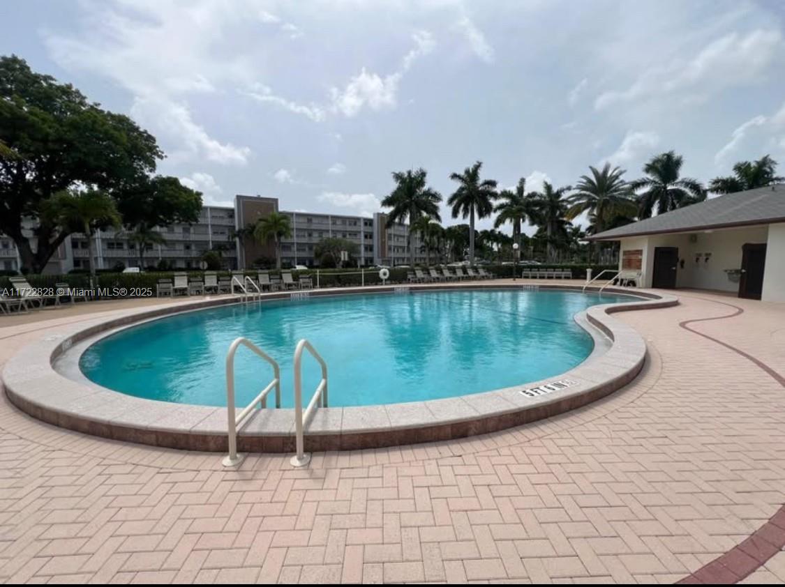 REXFORD AT CENTURY VILLAG - Residential Lease