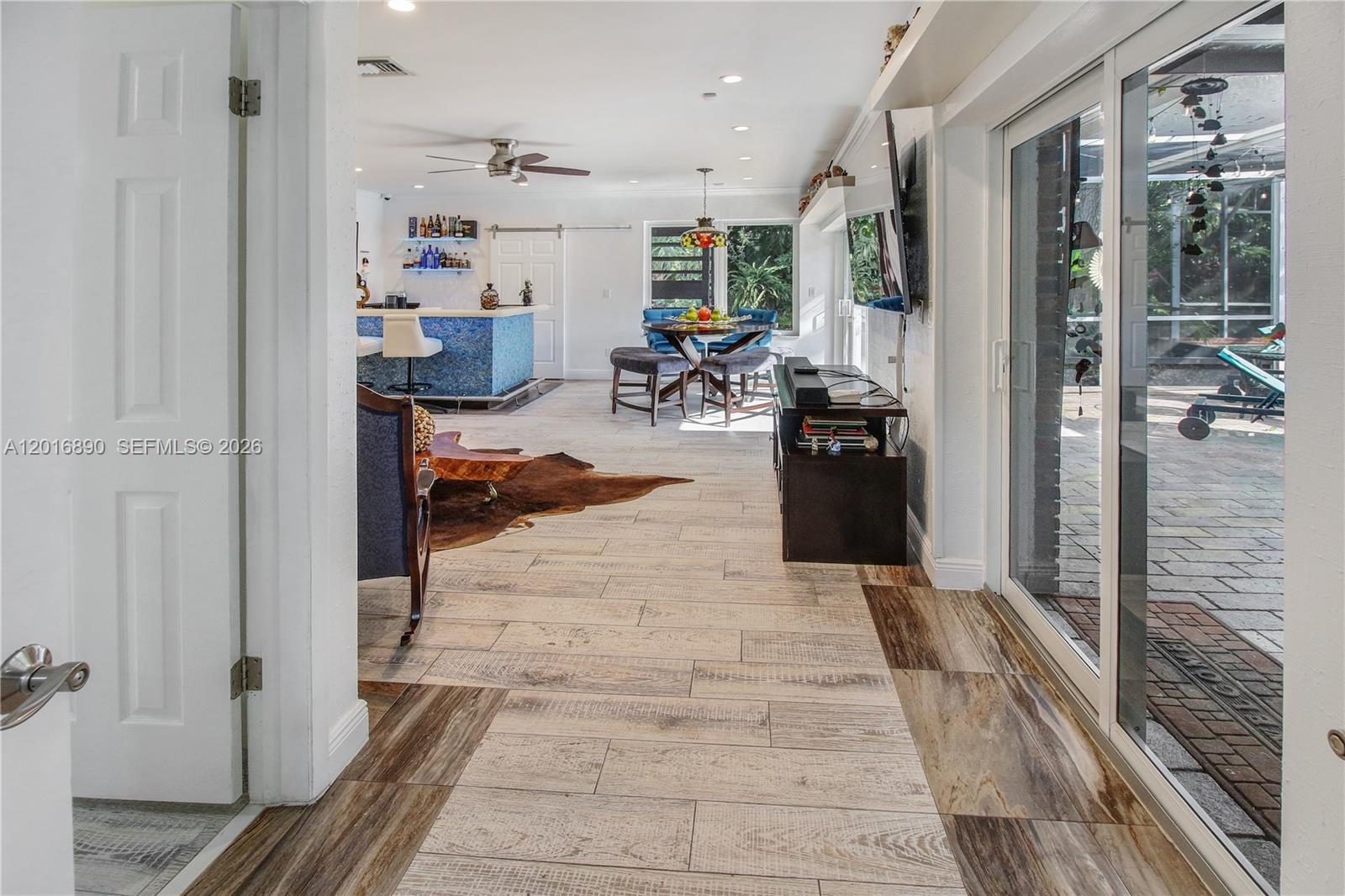 HIGHLAND OAKS - Residential