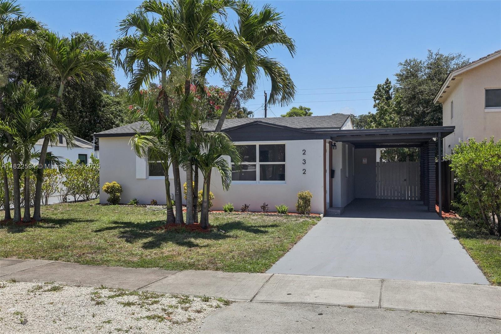 232 SW 22nd St