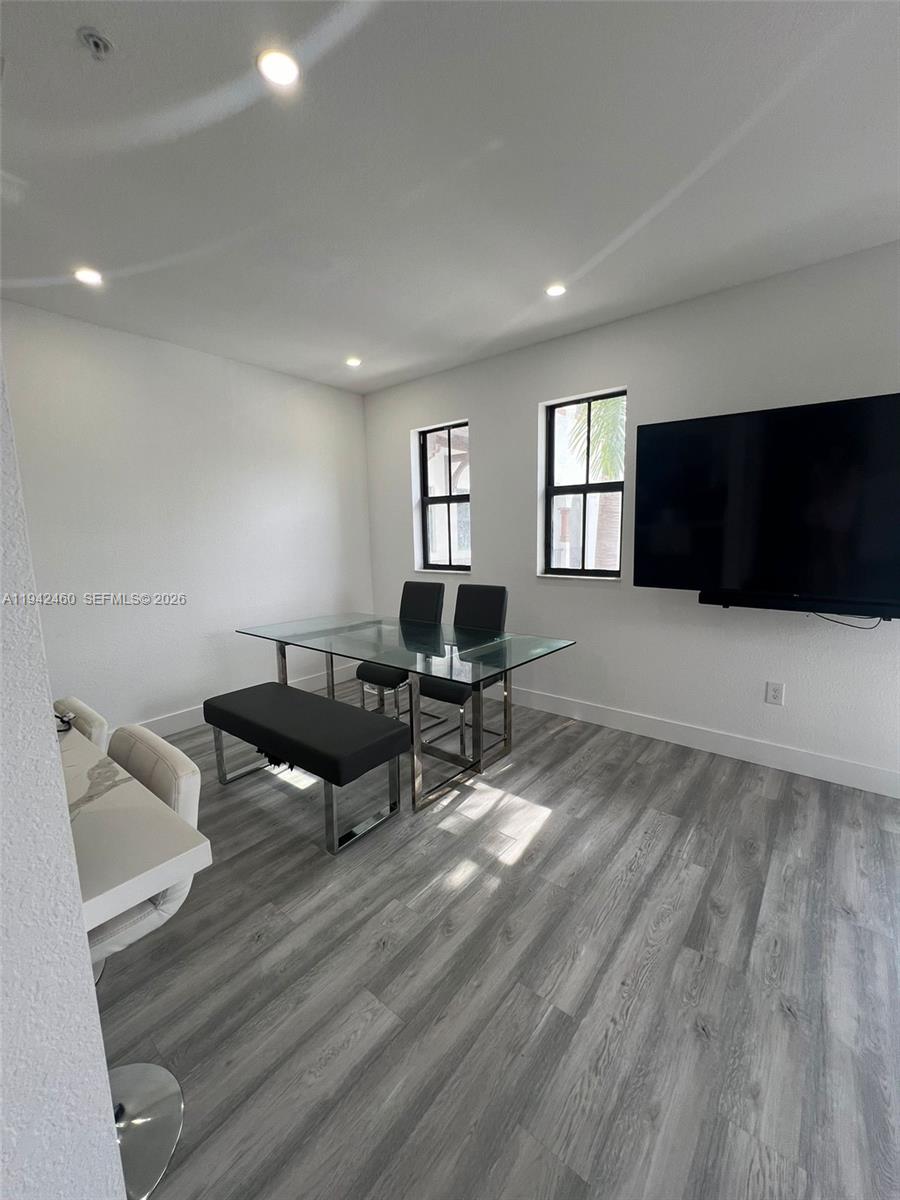 GRAND BAY ROADS - Residential