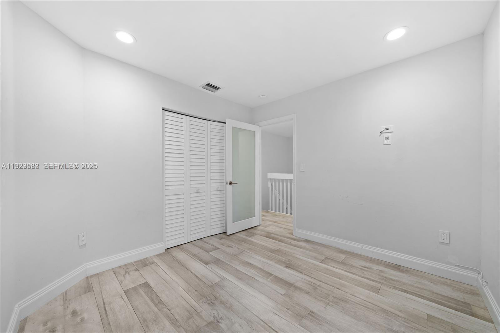 WEST LAKE VILLAGE PLAT - Residential Lease