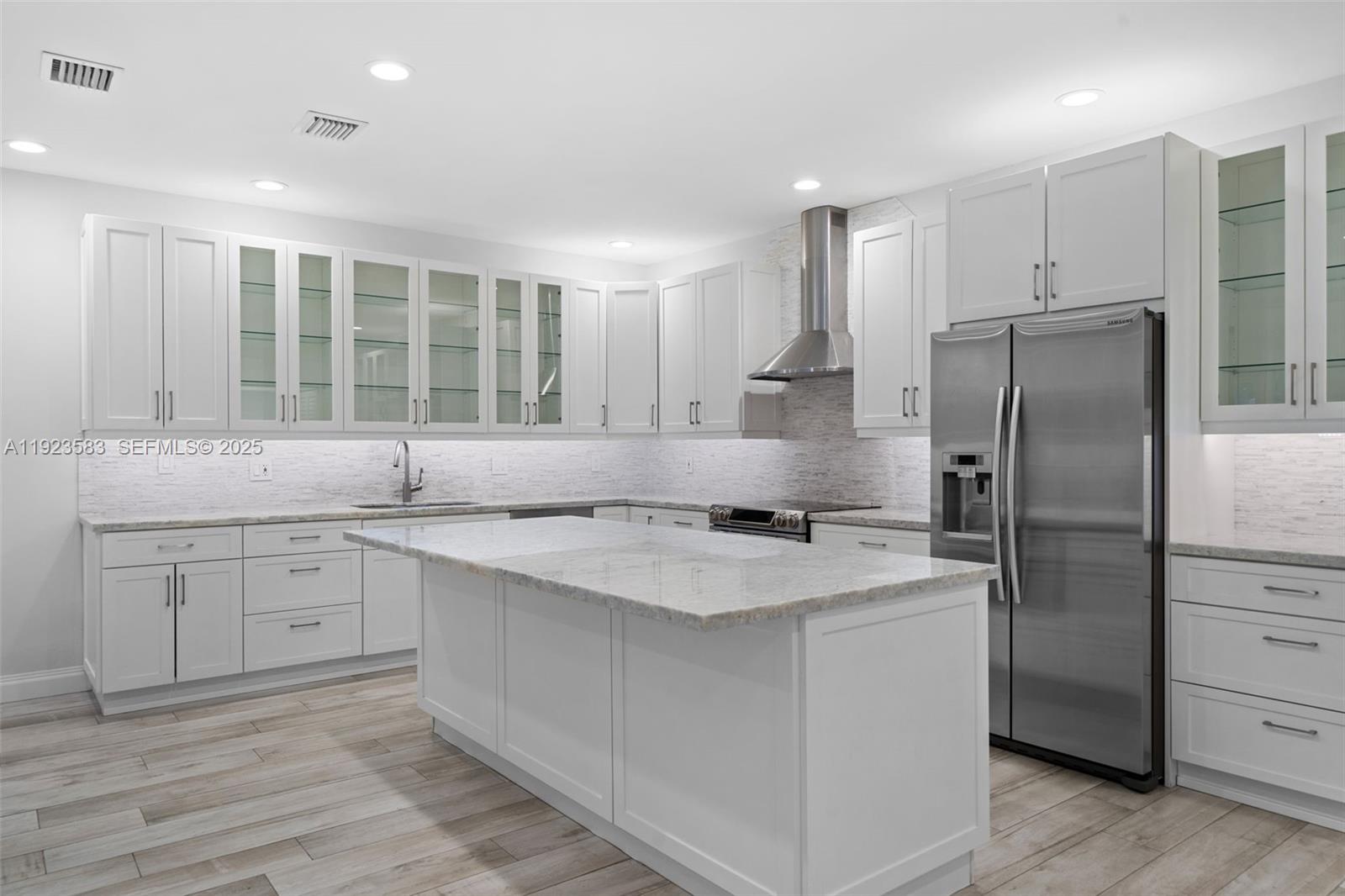 WEST LAKE VILLAGE PLAT - Residential Lease