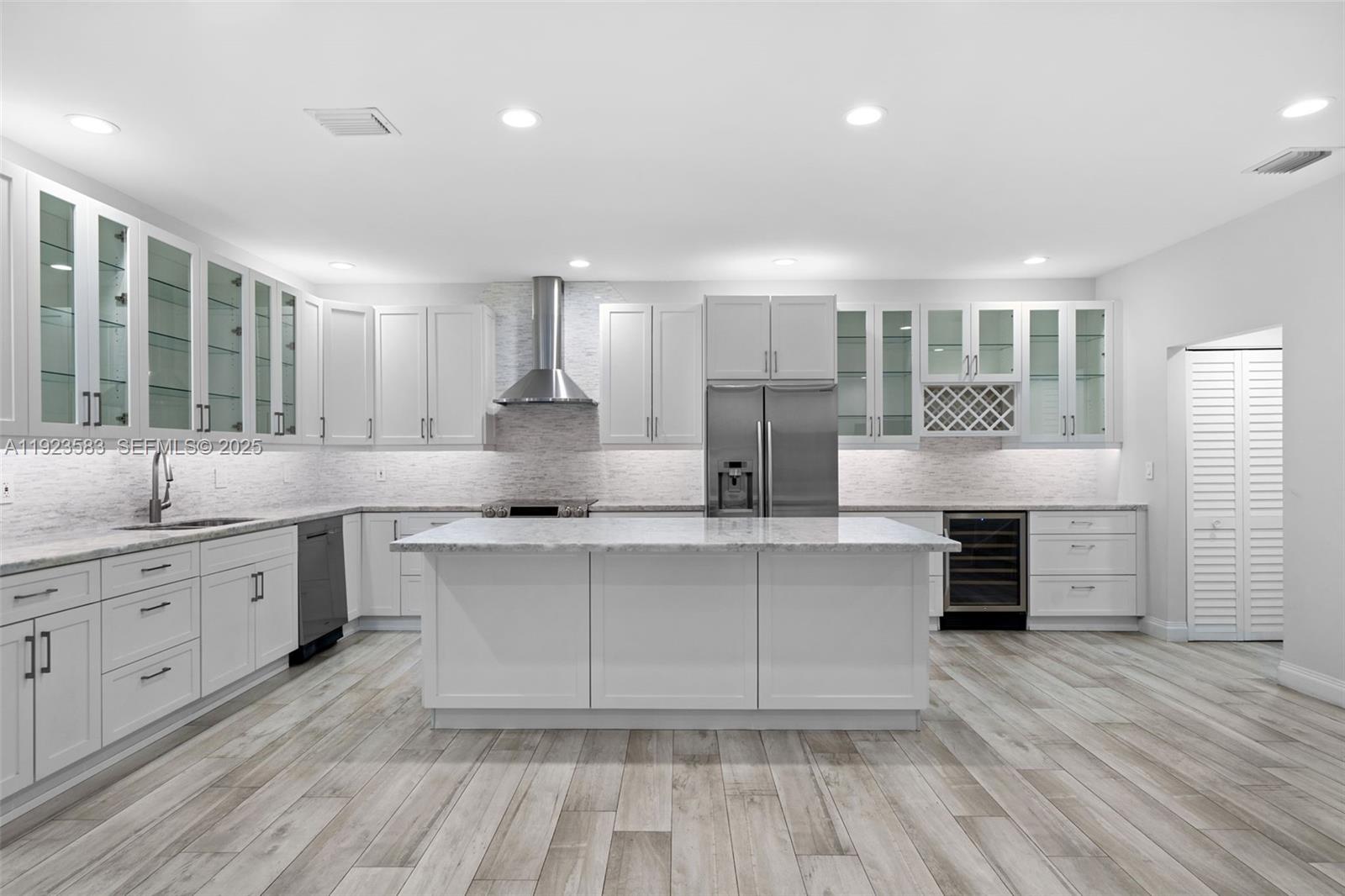 WEST LAKE VILLAGE PLAT - Residential Lease