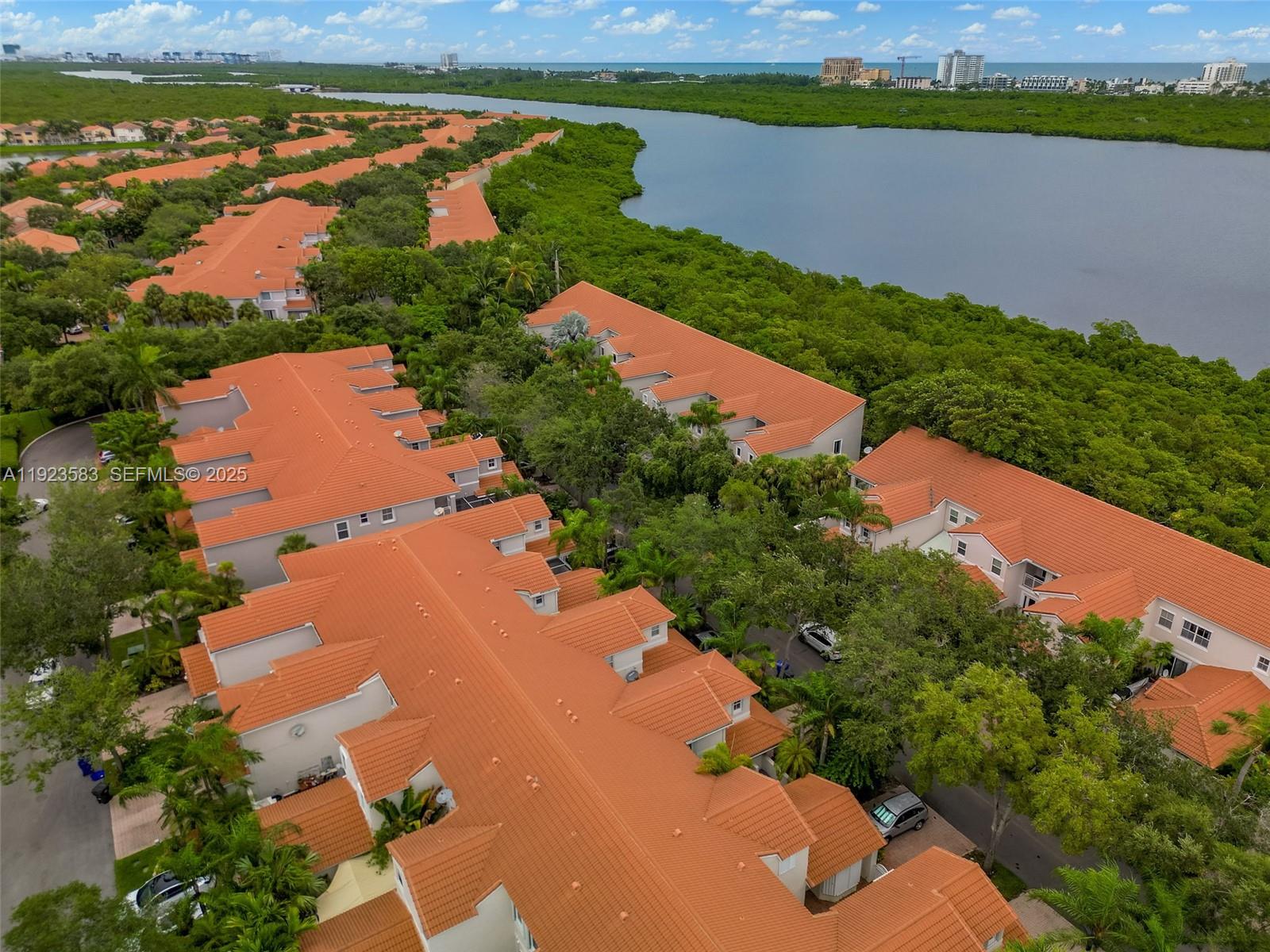 WEST LAKE VILLAGE PLAT - Residential Lease