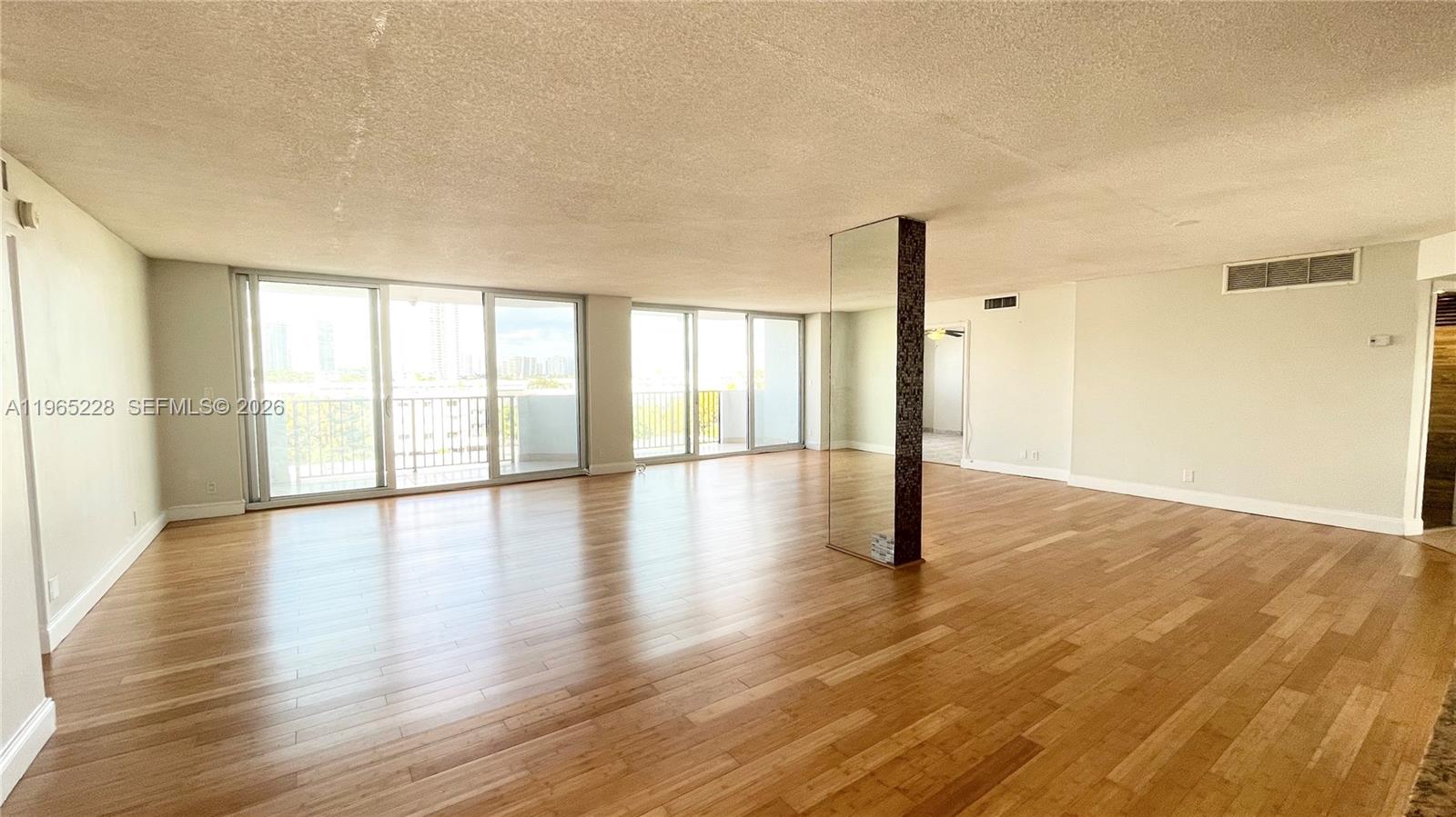 3703 NE 166th St 602