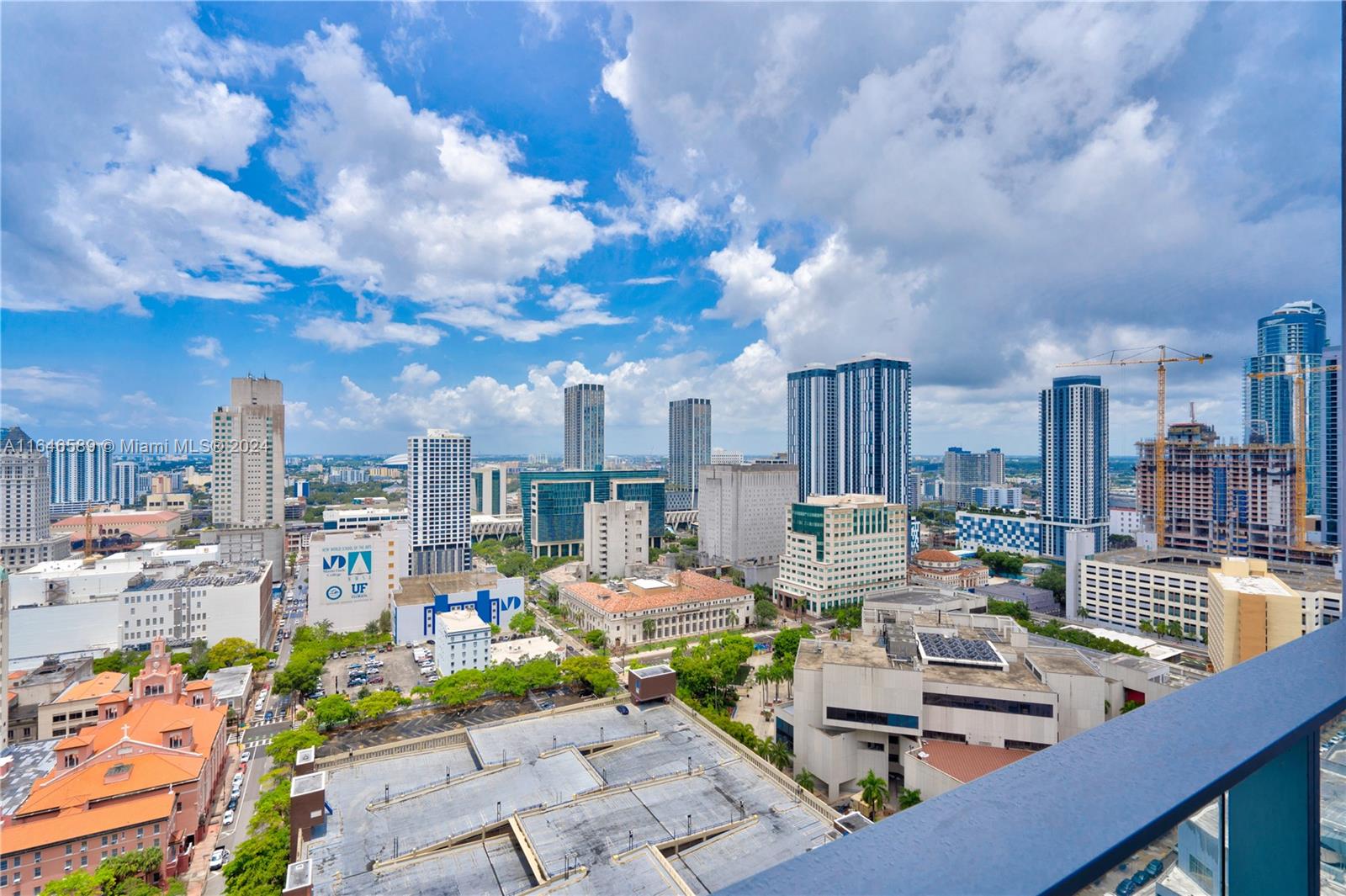 227 NE 2nd St 2903