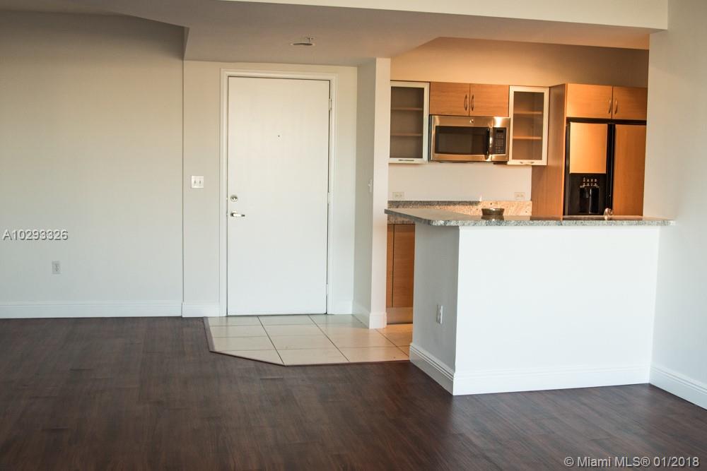 VENTURE AT AVENTURA EAST - Residential Lease