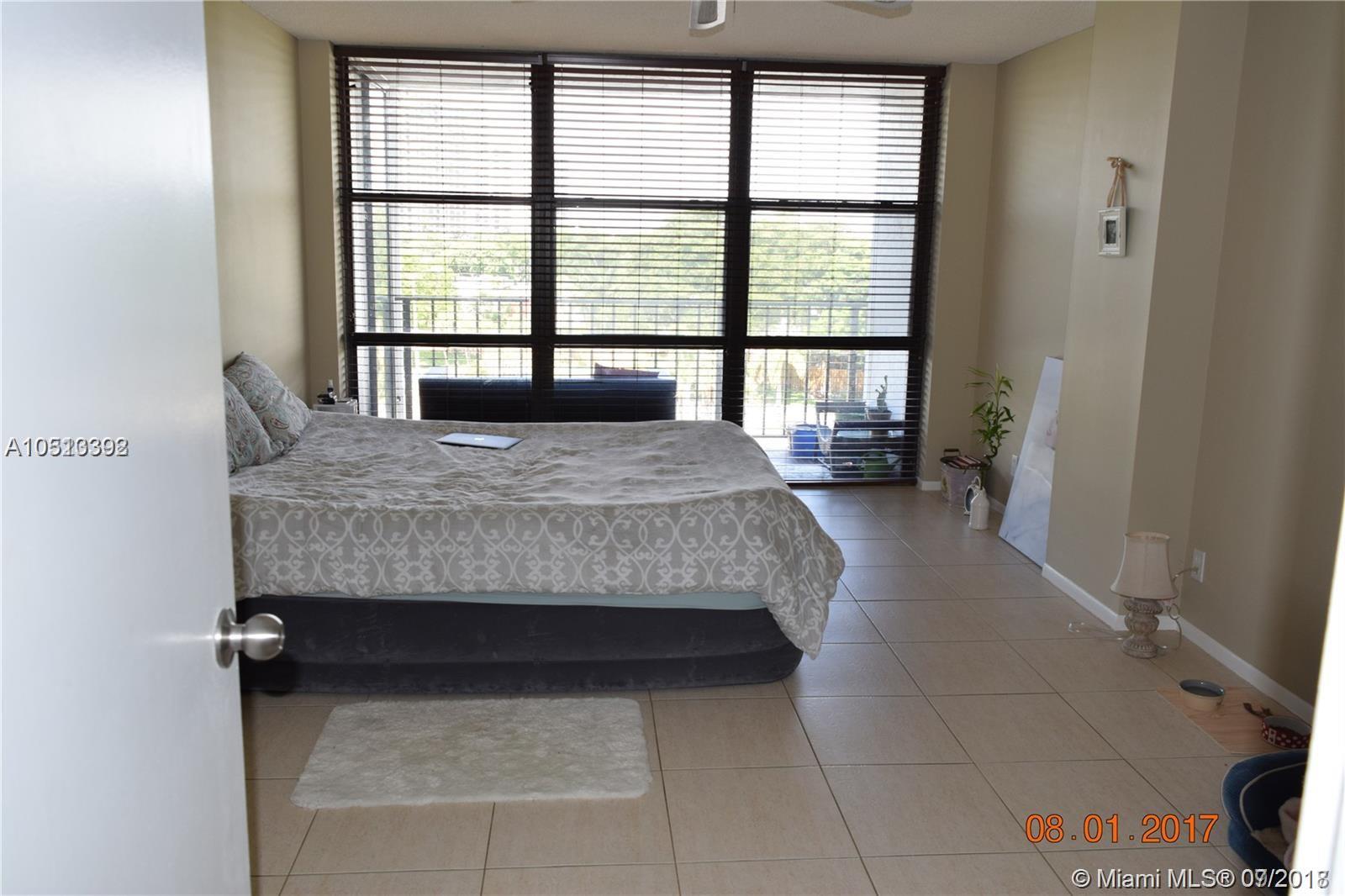 OCEANVIEW PARK CONDO - Residential Lease