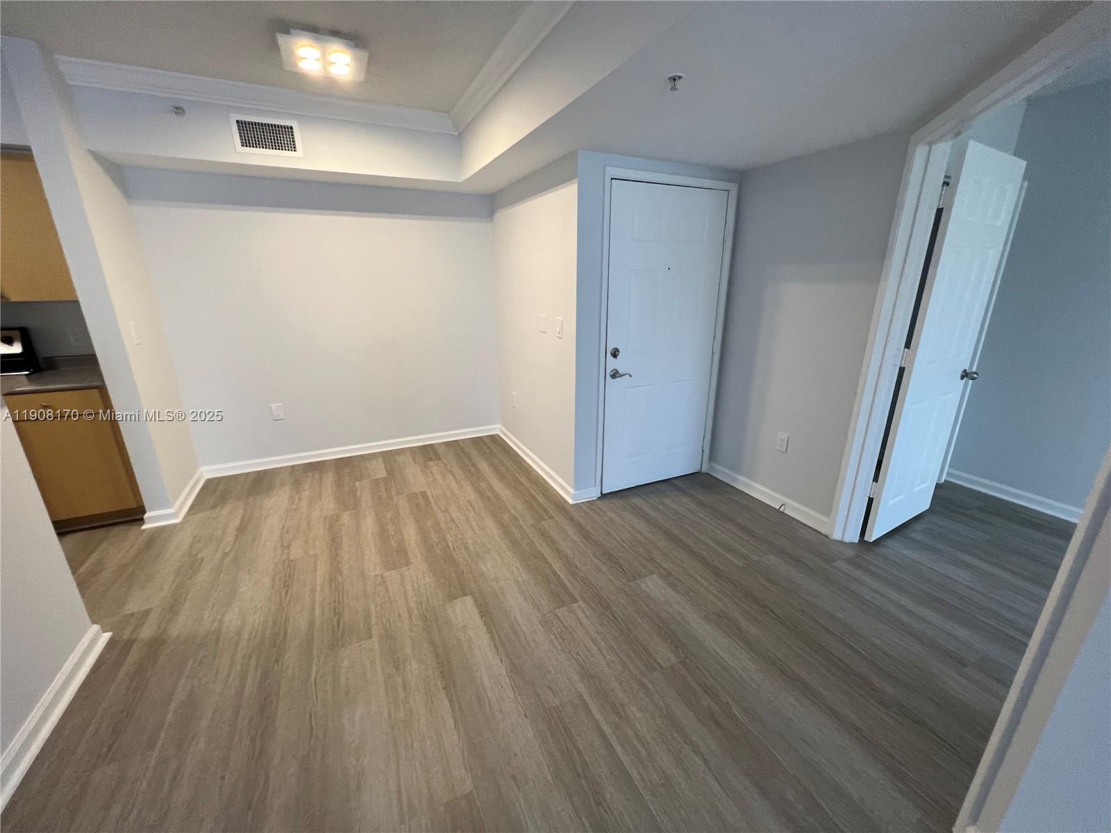 REGENT PARK CONDO - Residential Lease