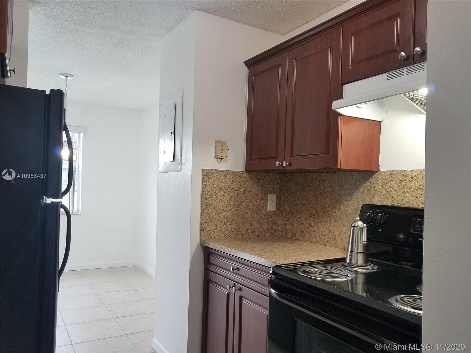 WINDMILL LAKES III CONDO - Residential Lease