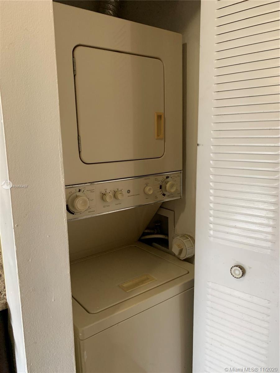 WINDMILL LAKES III CONDO - Residential Lease