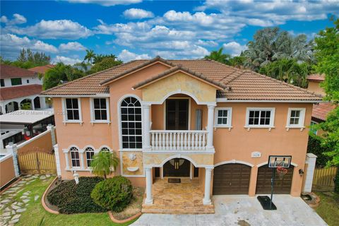 Single Family Residence in Miami Lakes FL 16230 84th Pl Pl.jpg