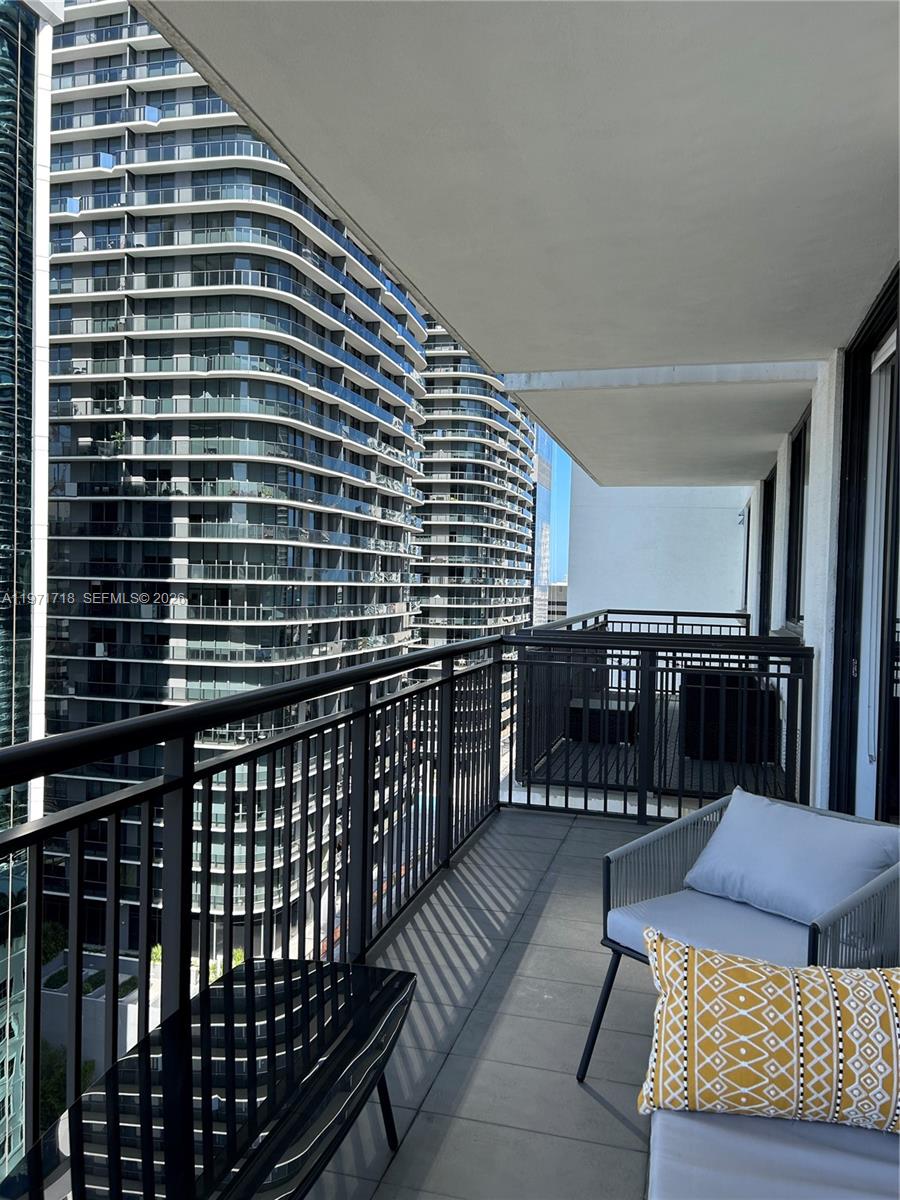 NINE AT MARY BRICKELL VIL - Residential Lease