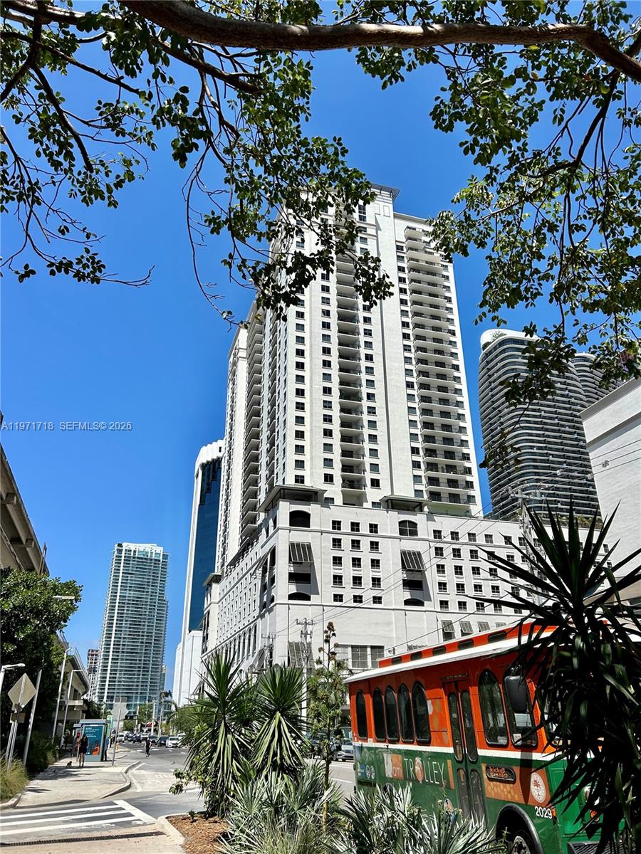 NINE AT MARY BRICKELL VIL - Residential Lease
