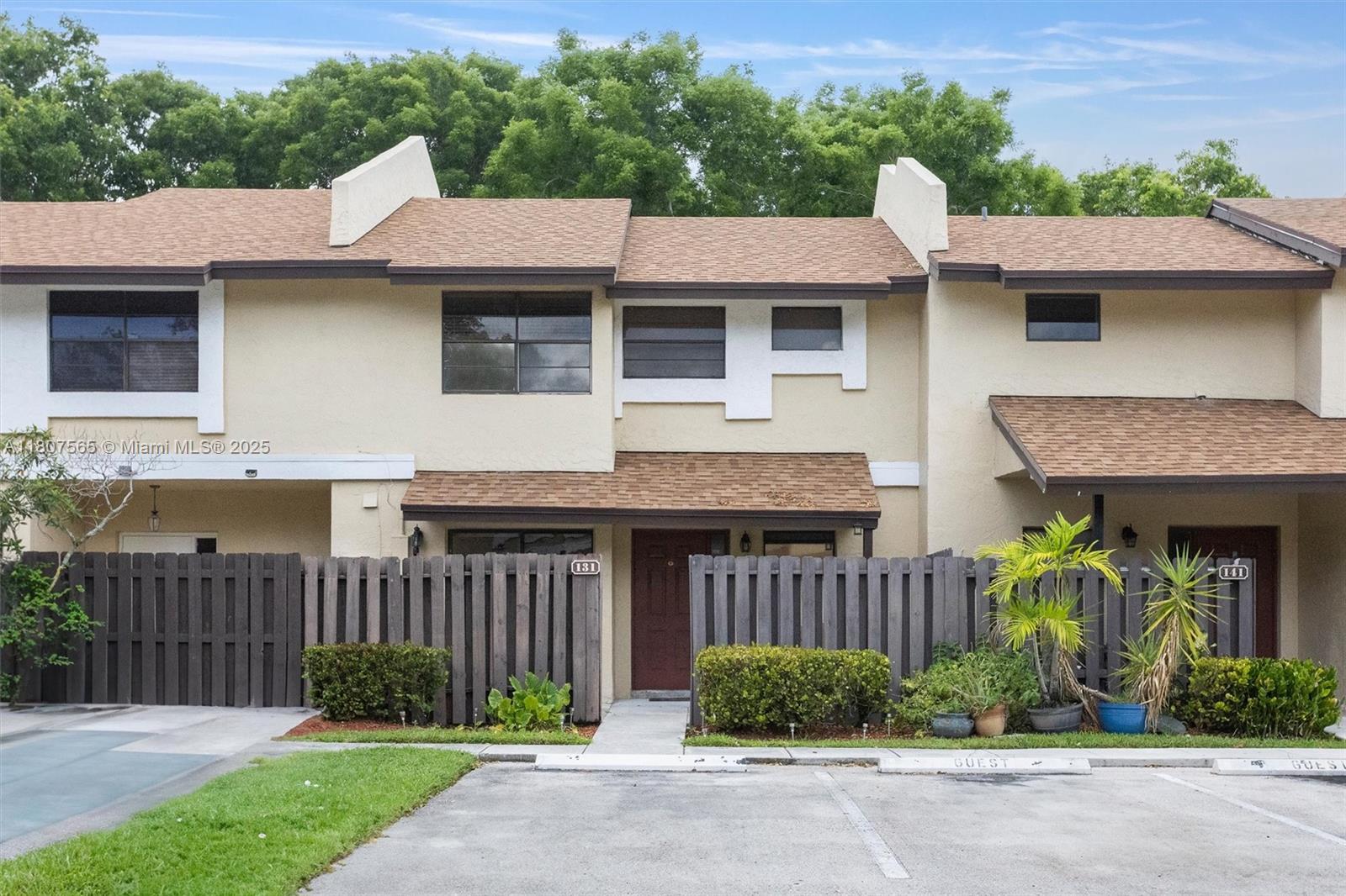 Property for Sale at 131 Sw 97th Ave, Pembroke Pines, Miami-Dade County, Florida - Bedrooms: 2 
Bathrooms: 3  - $355,000