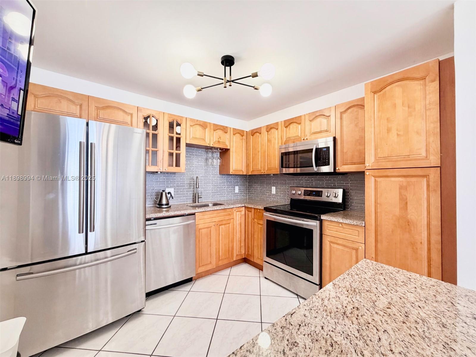 QUADOMAIN TOWER I AND IV - Residential Lease