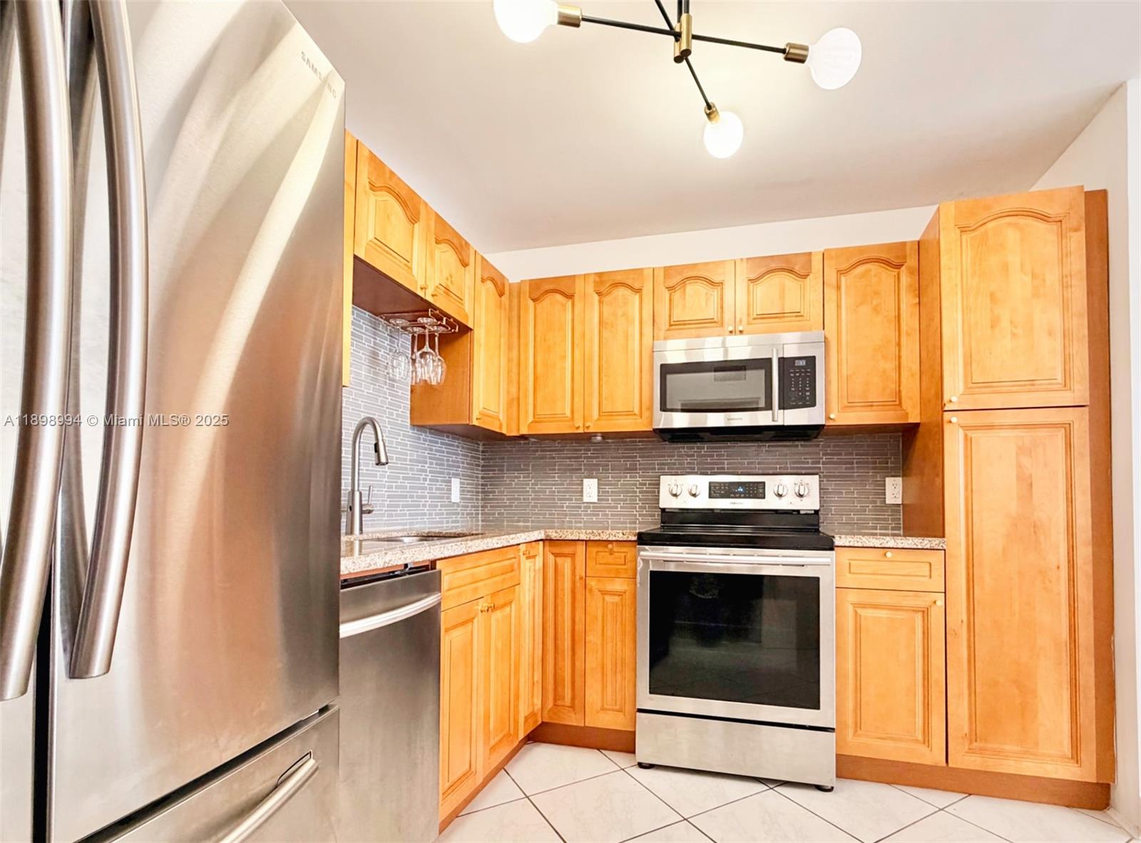 QUADOMAIN TOWER I AND IV - Residential Lease