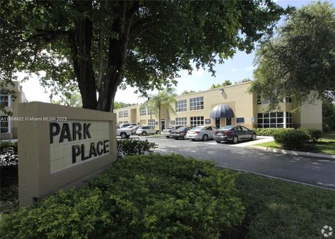 13418 SW 128th St 3 Miami FL 33186