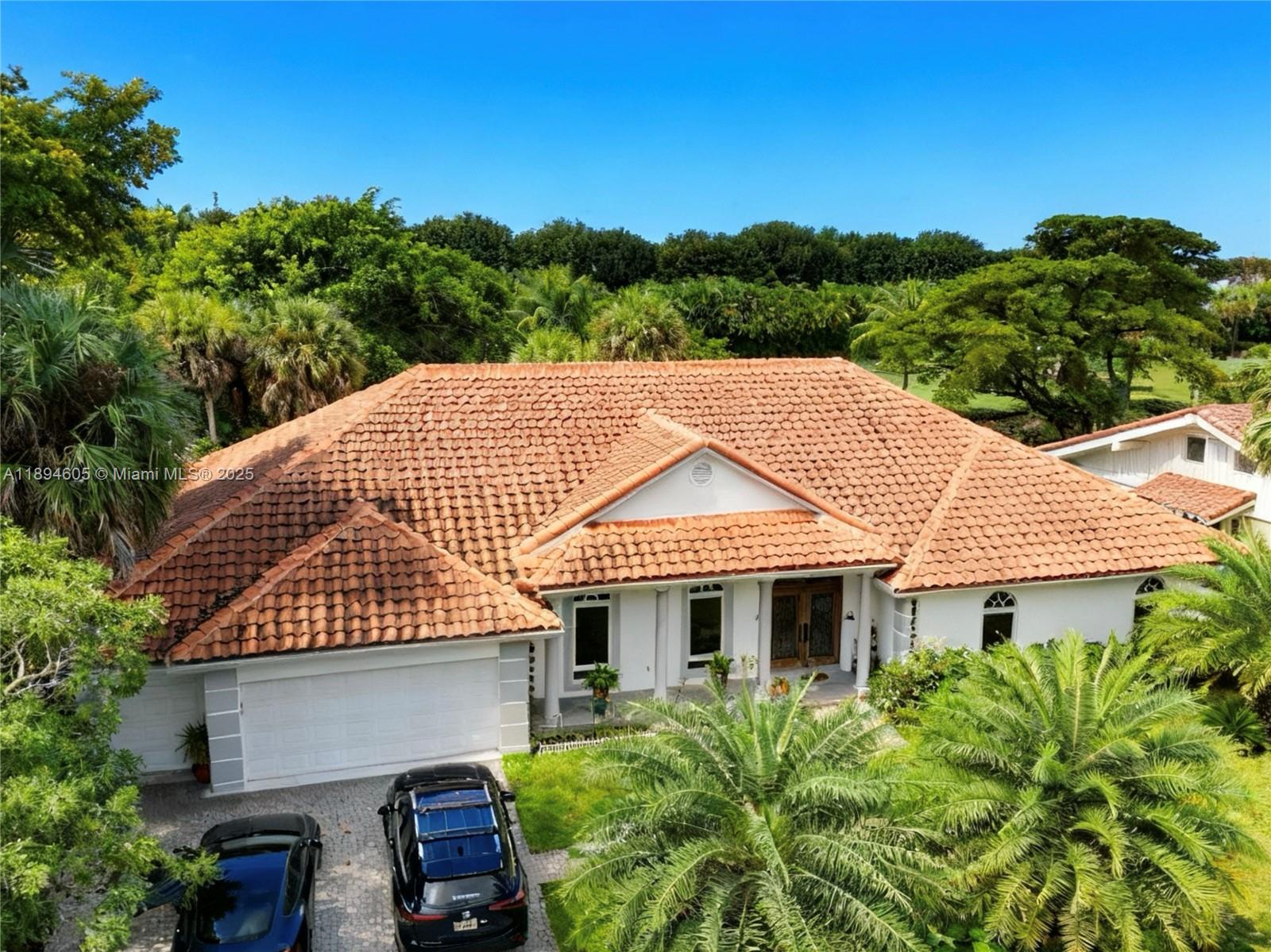 DORAL ESTATES - Residential Lease