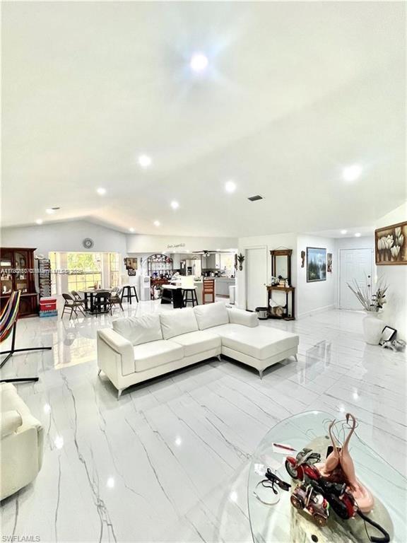 City of LaBelle - Residential