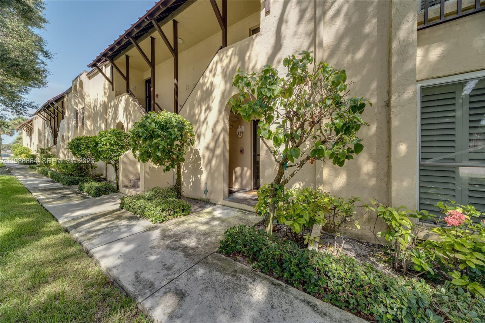 BAHAMAR - Residential Lease