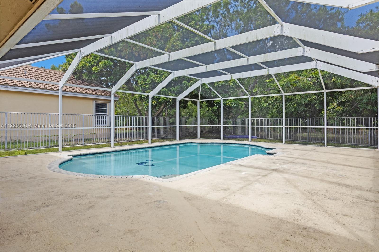 798 Verona Lake Dr