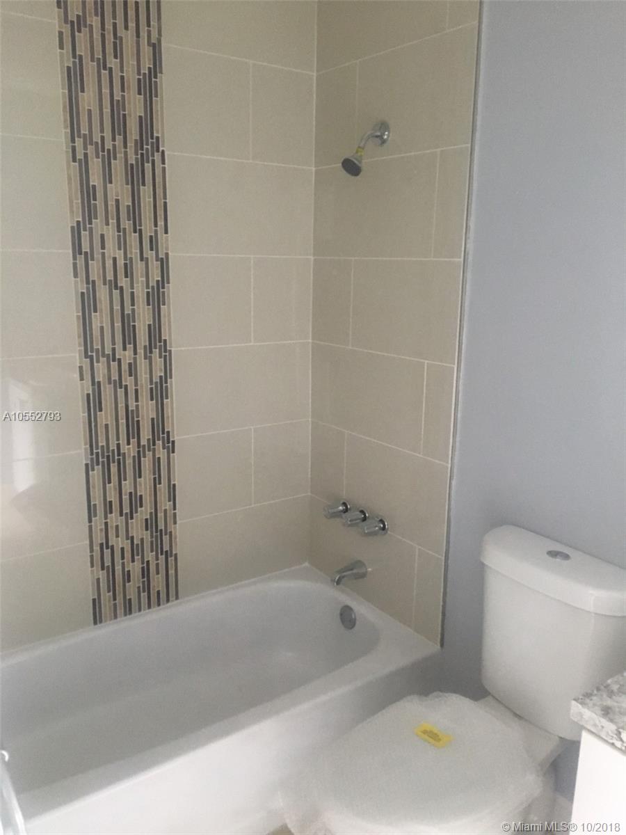 CORANES CONDO #2 - Residential