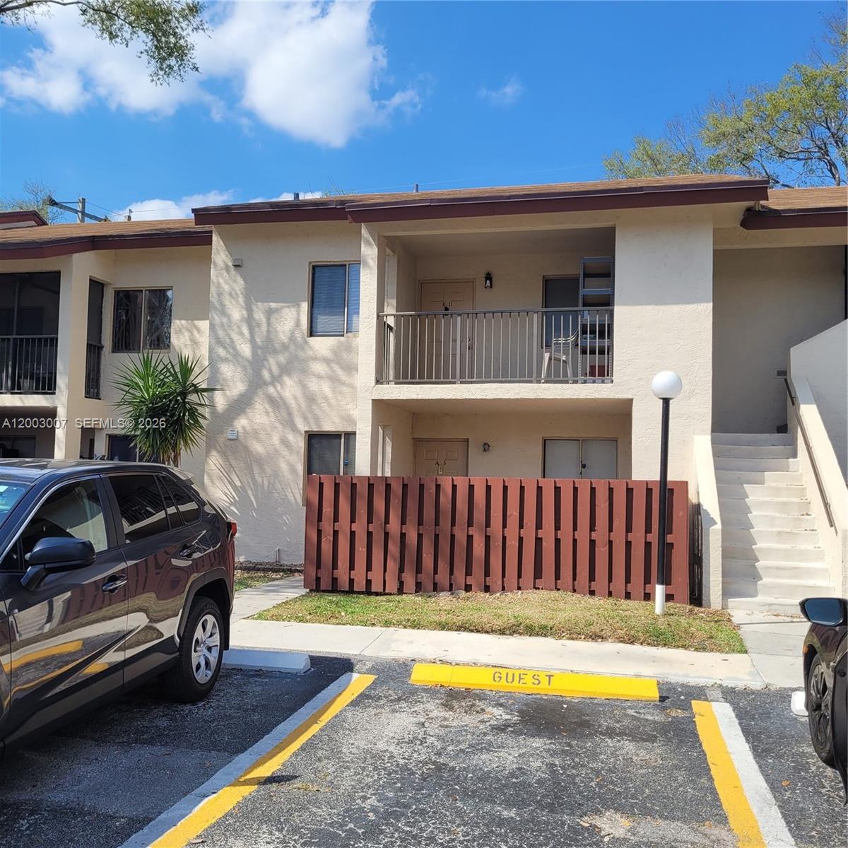 ROYALE GARDENS CONDO - Residential Lease