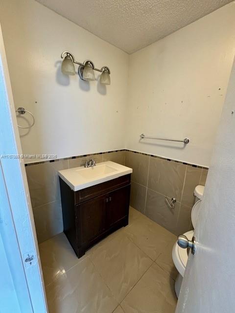 NEWPORT AT LAUDERHILL CON - Residential