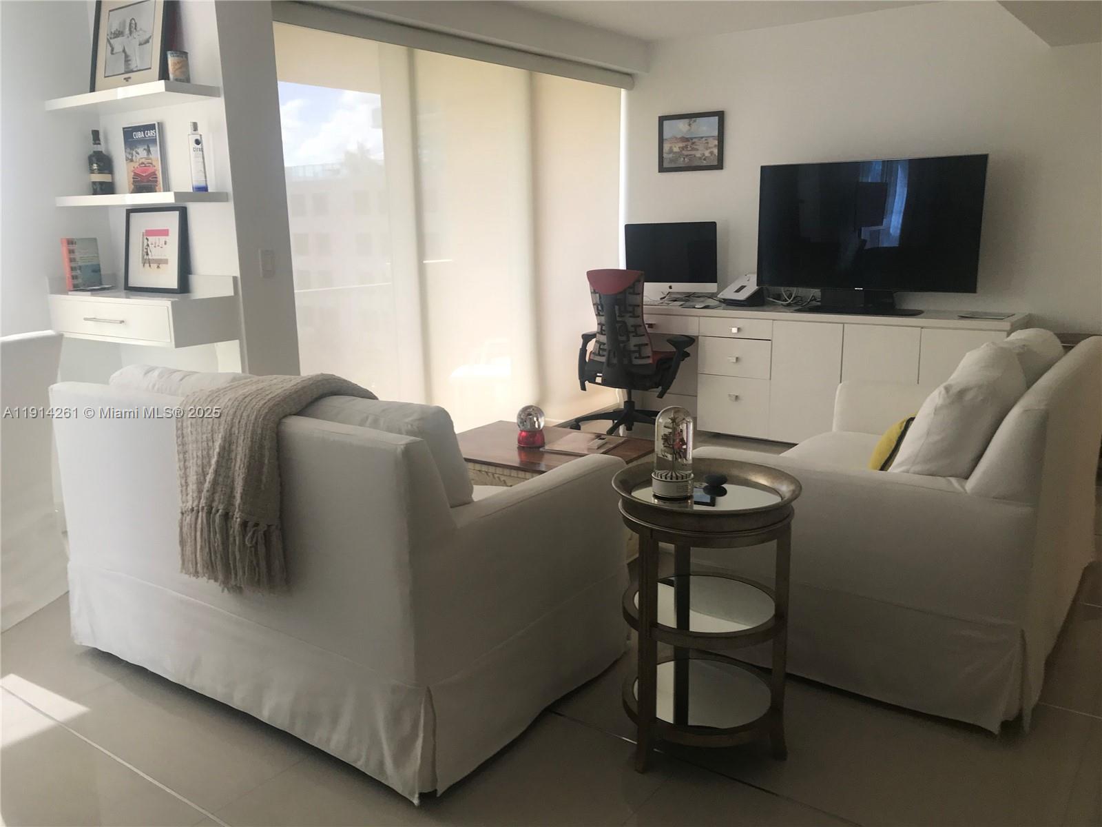 THE MUTINY CONDO - Residential Lease