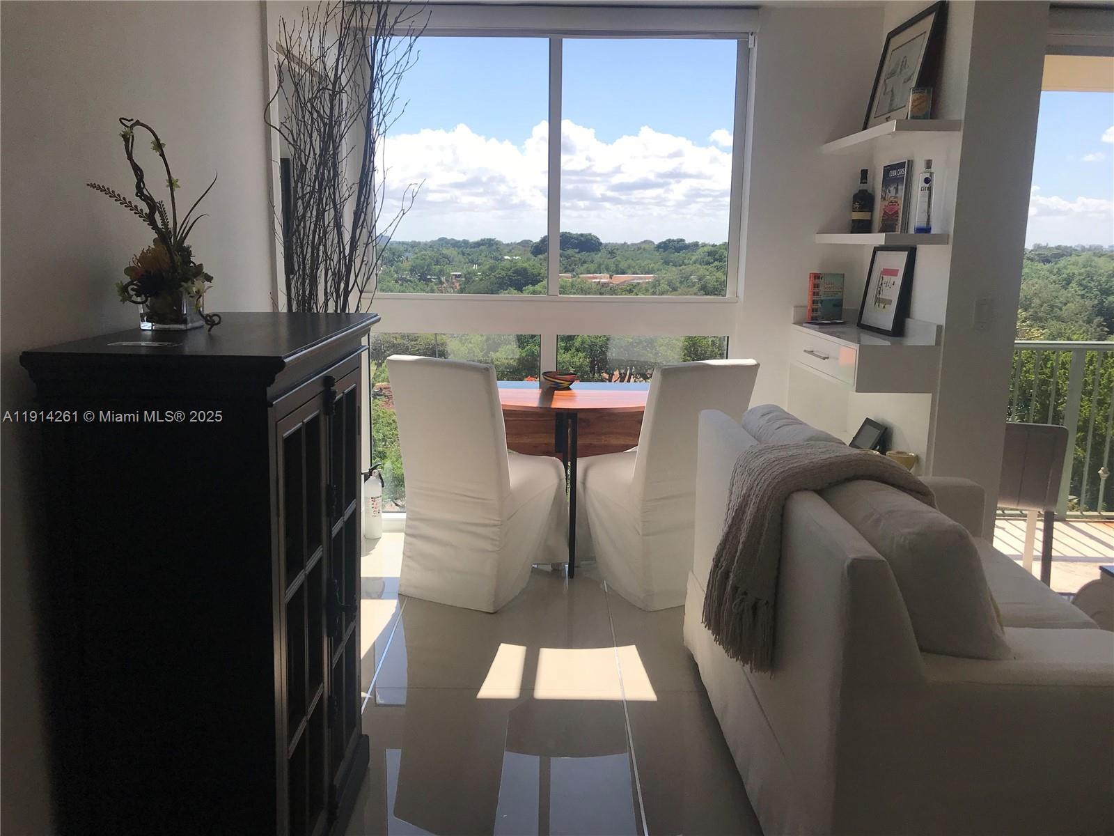 THE MUTINY CONDO - Residential Lease