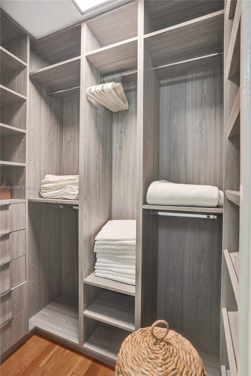 MILLER DRIVE ESTATES - Residential