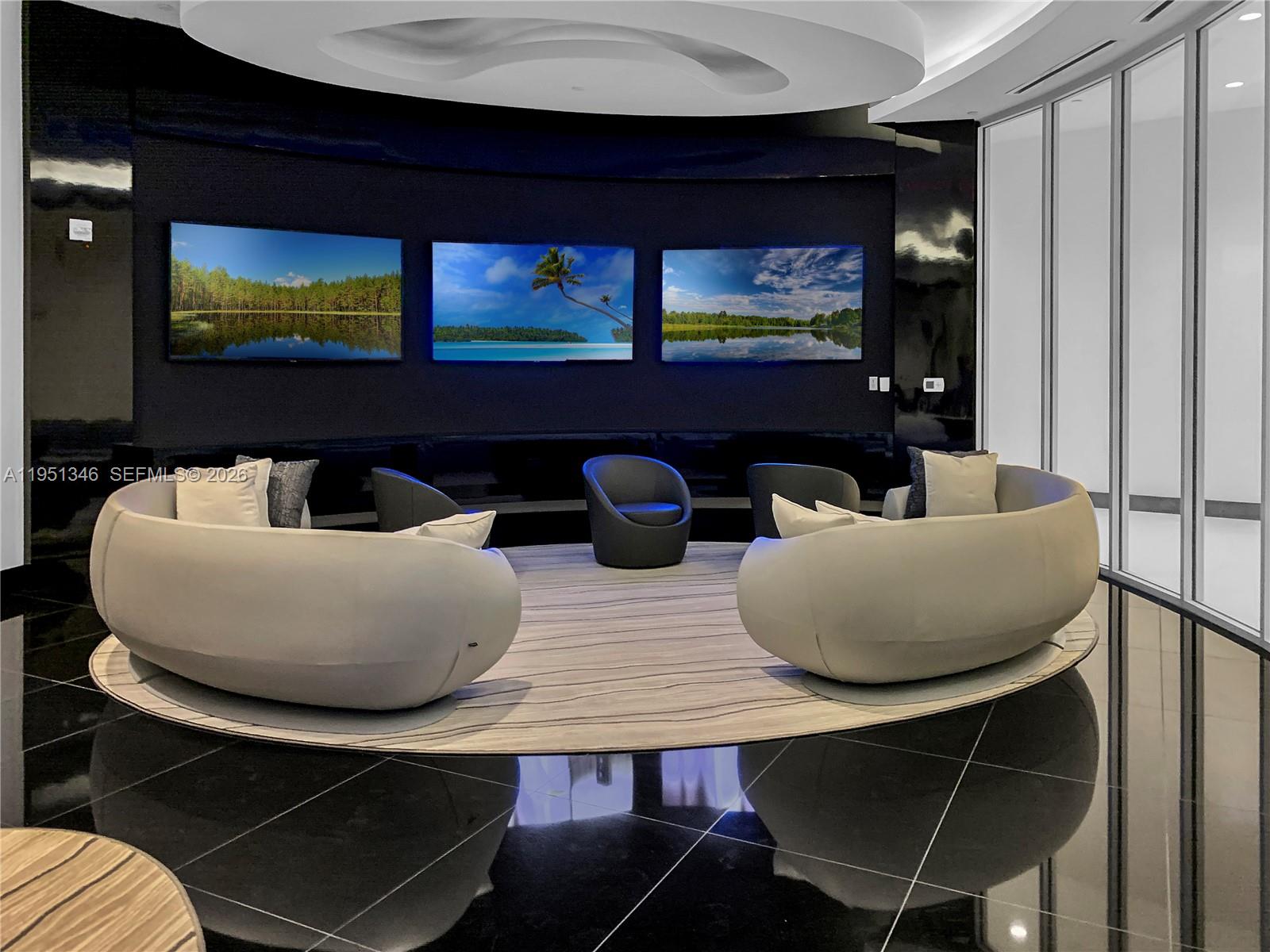 PARAMOUNT MIAMI WORLDCENT - Residential