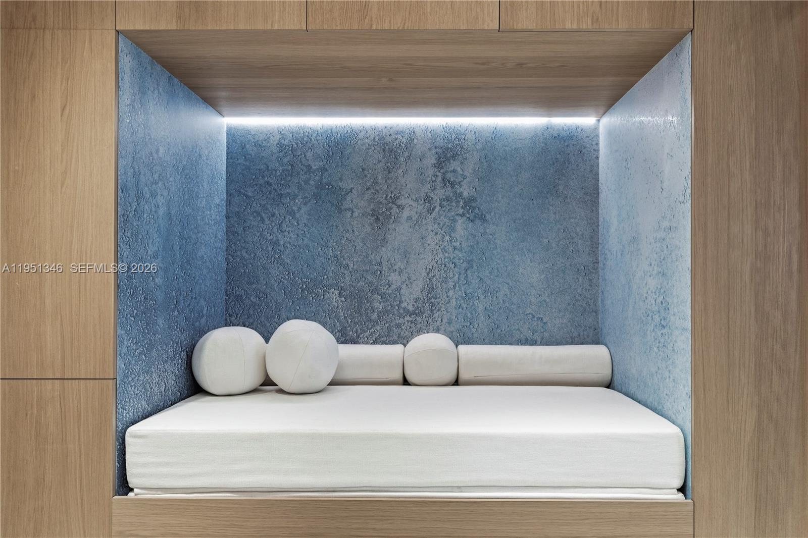 PARAMOUNT MIAMI WORLDCENT - Residential