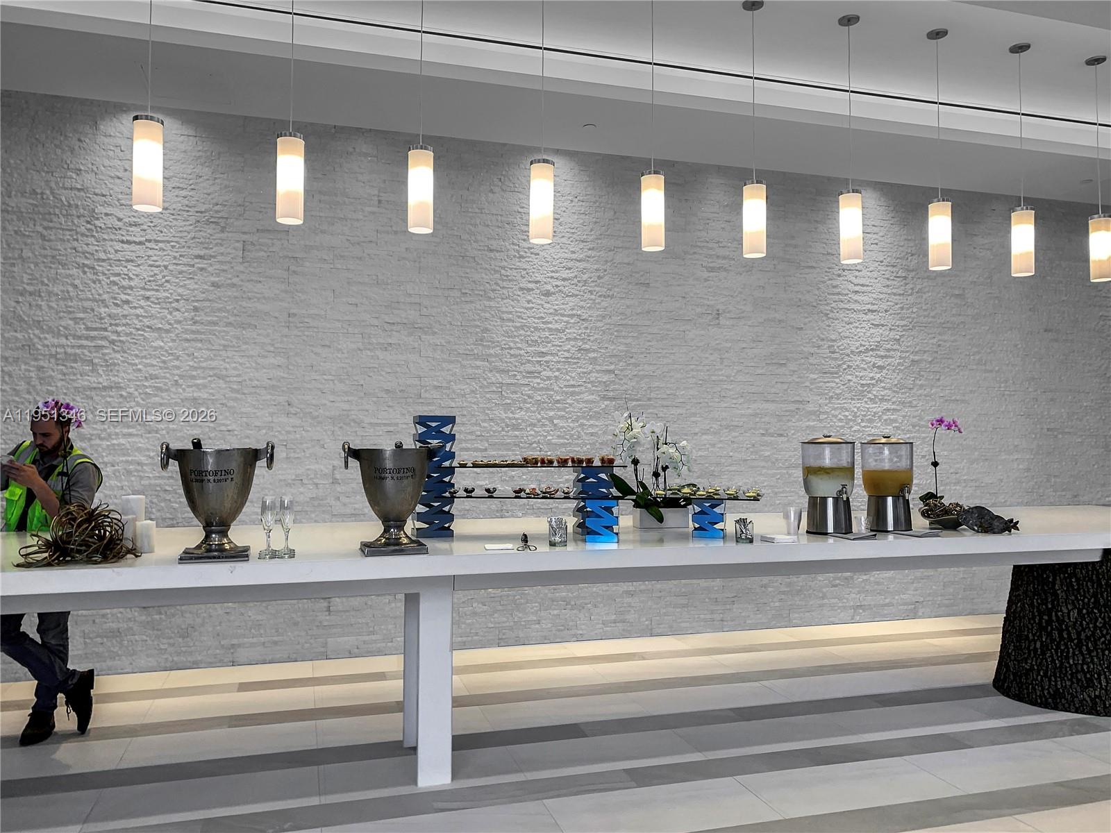 PARAMOUNT MIAMI WORLDCENT - Residential