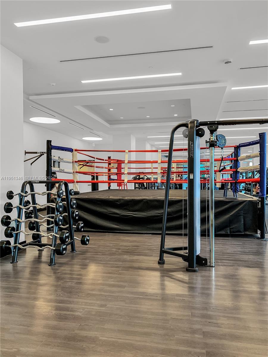 PARAMOUNT MIAMI WORLDCENT - Residential