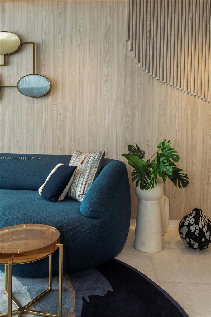 PARAMOUNT MIAMI WORLDCENT - Residential