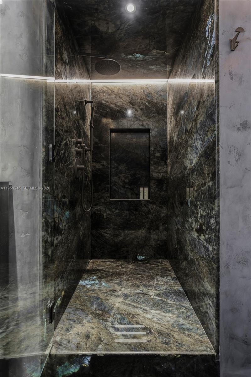 PARAMOUNT MIAMI WORLDCENT - Residential