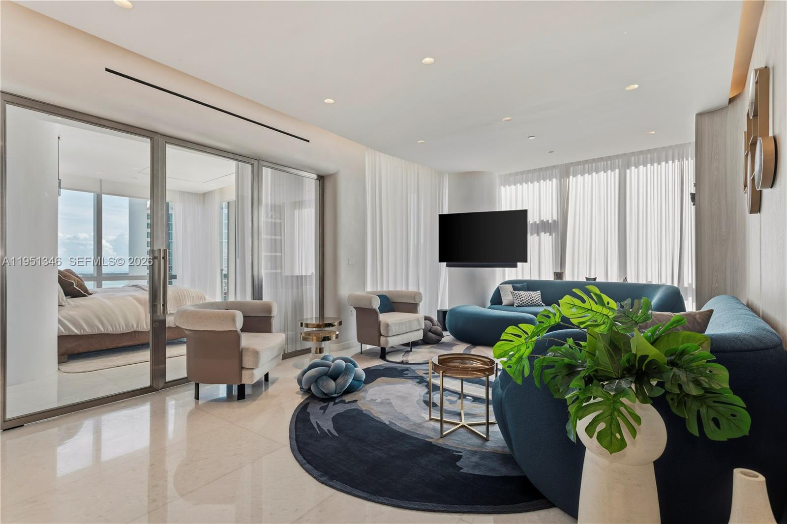 PARAMOUNT MIAMI WORLDCENT - Residential