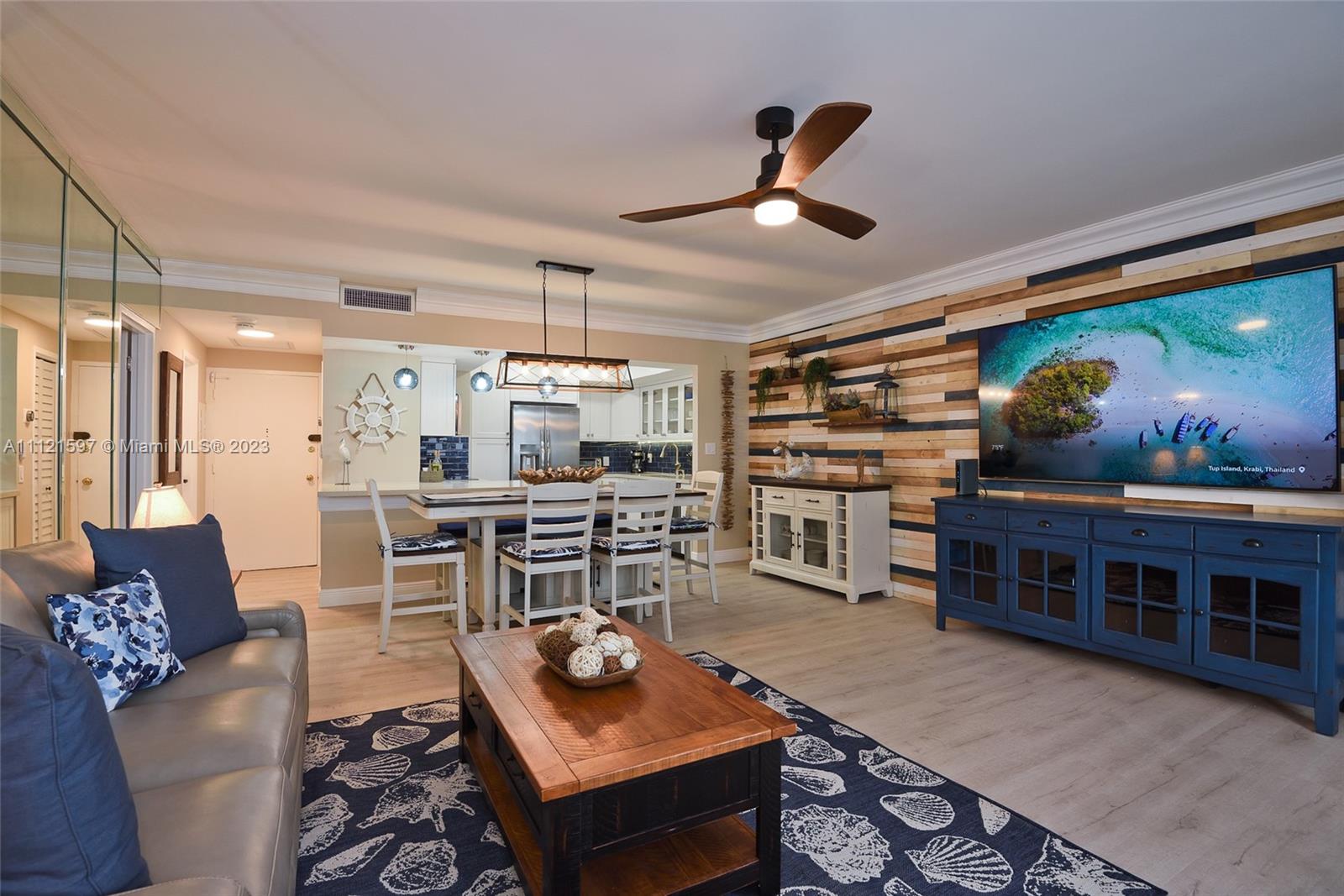 ALEXANDER TOWERS CONDO - Residential Lease