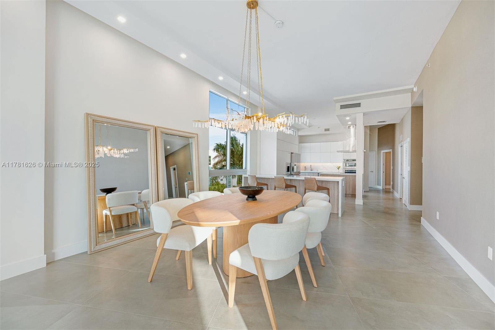 THE MERIDIAN CONDO - Residential