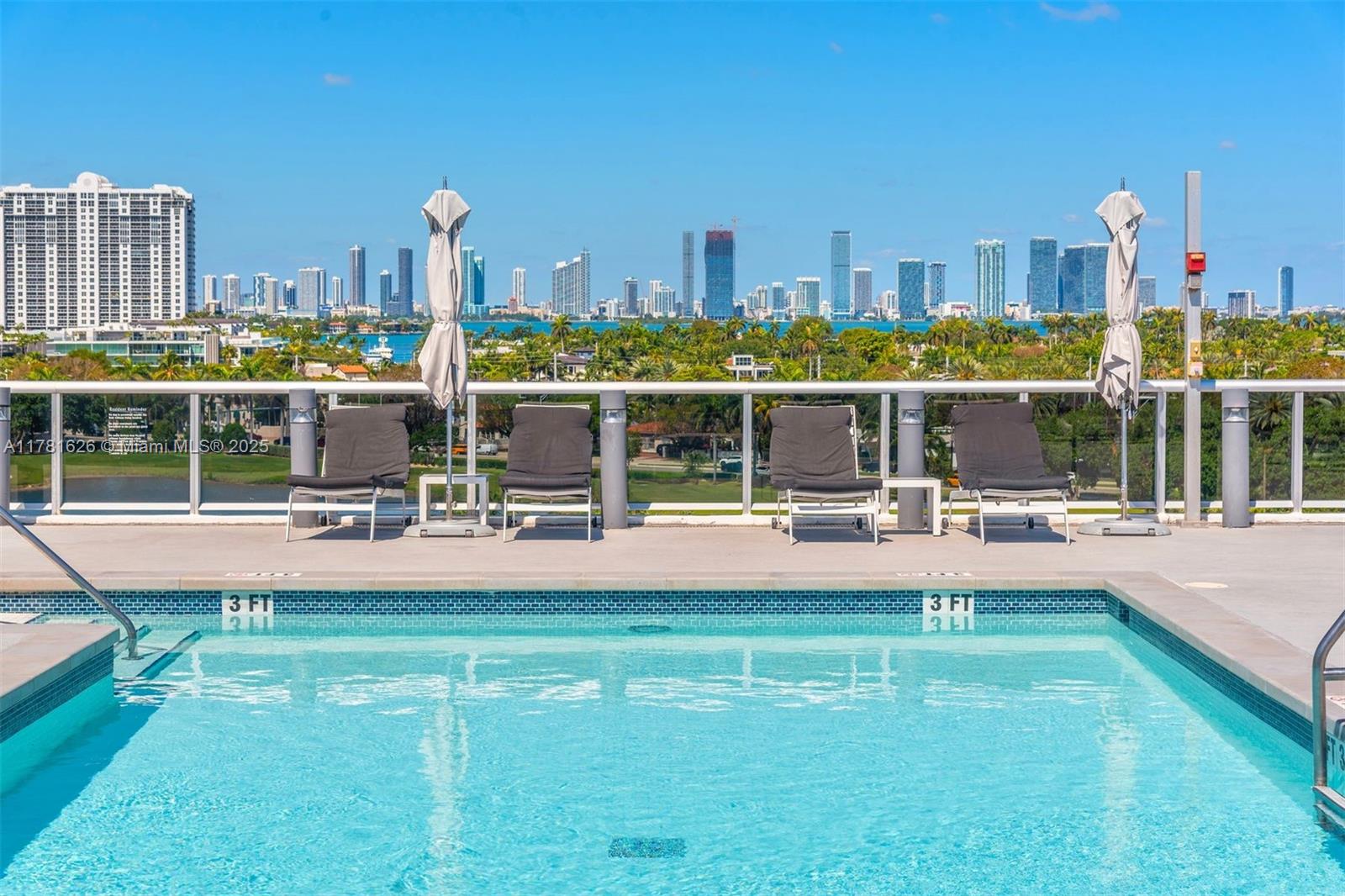 THE MERIDIAN CONDO - Residential