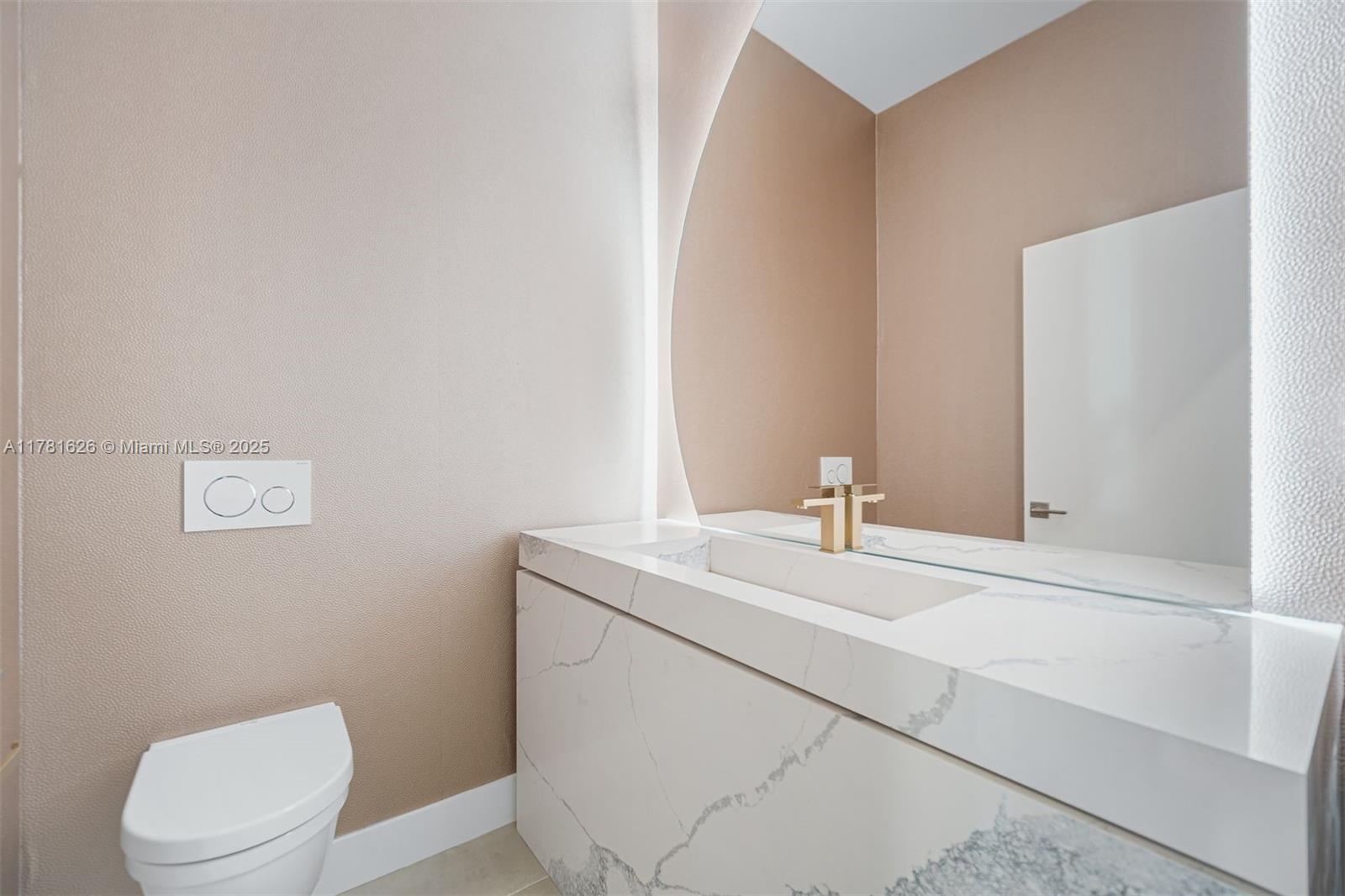 THE MERIDIAN CONDO - Residential