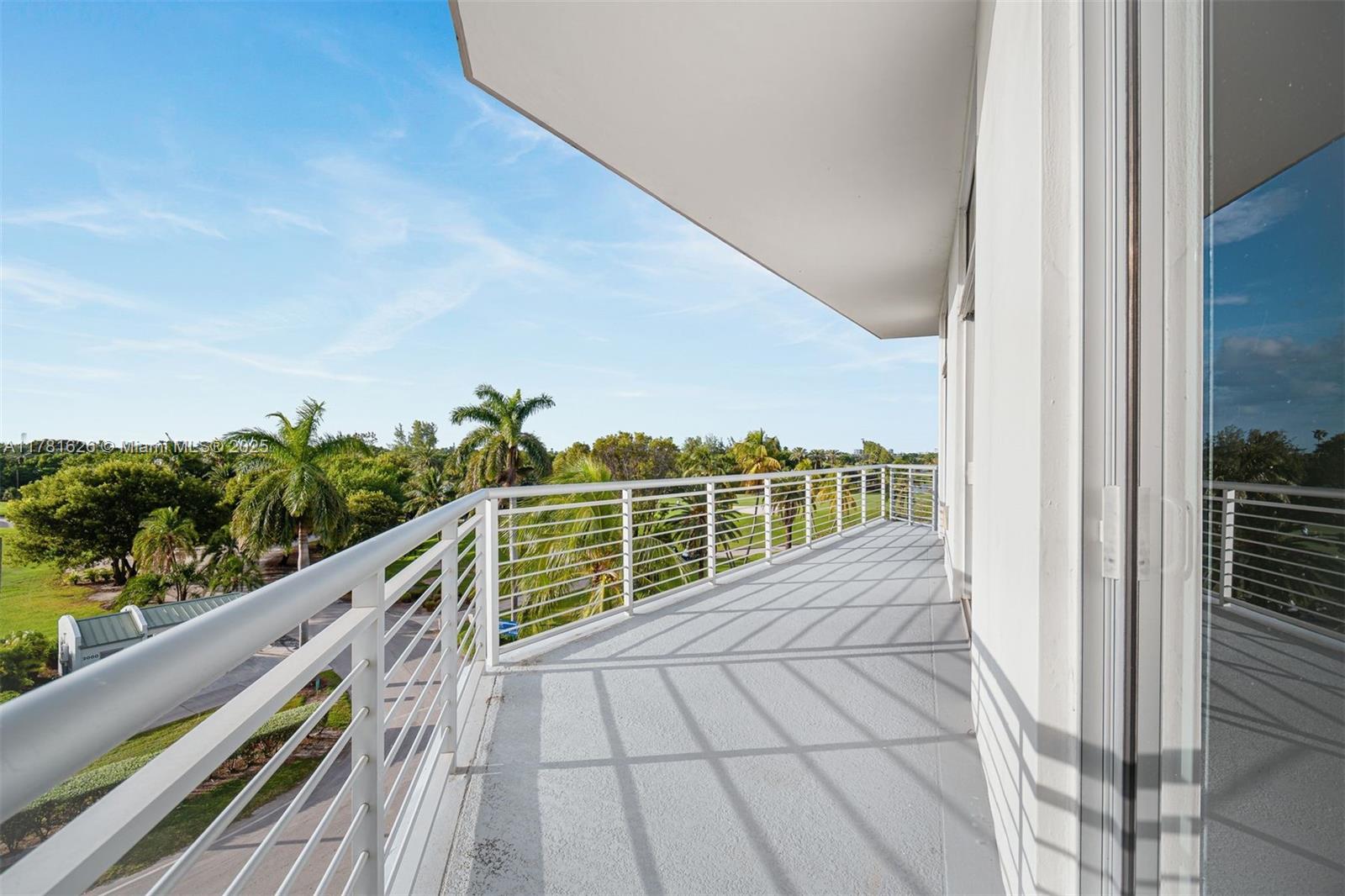 THE MERIDIAN CONDO - Residential