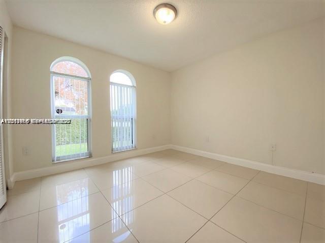 CORAL GABLES SEC B - Residential Lease